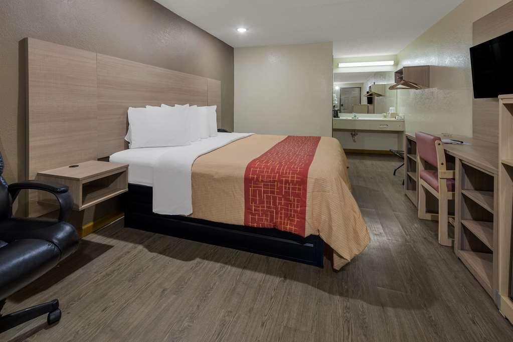 Rodeway Inn Elkton Номер фото