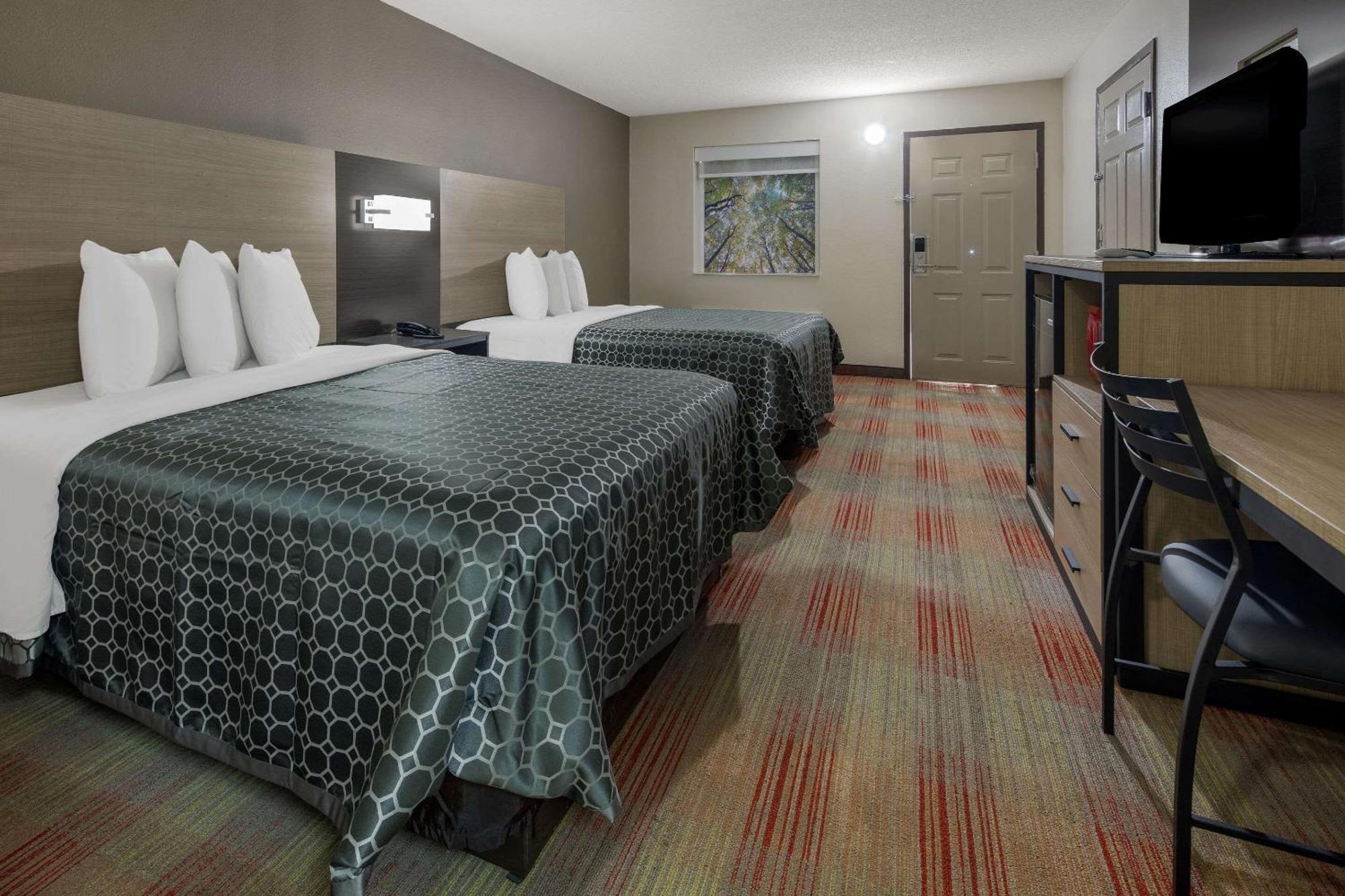 Rodeway Inn Elkton Екстер'єр фото