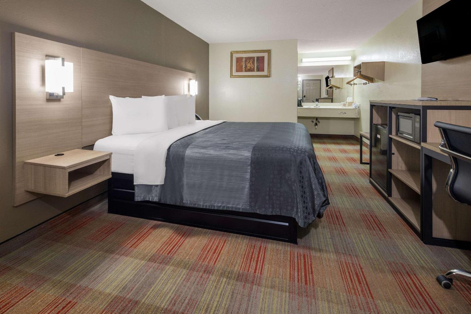 Rodeway Inn Elkton Екстер'єр фото