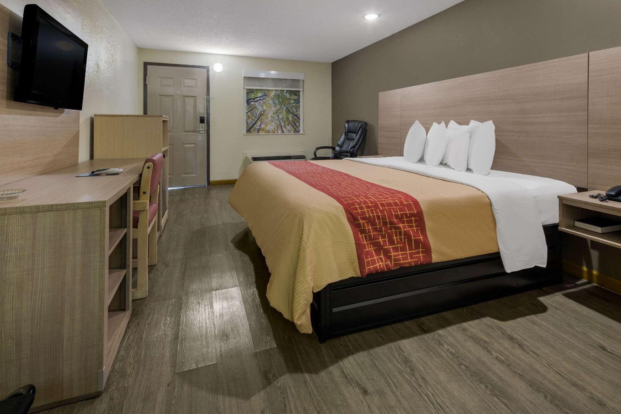 Rodeway Inn Elkton Екстер'єр фото
